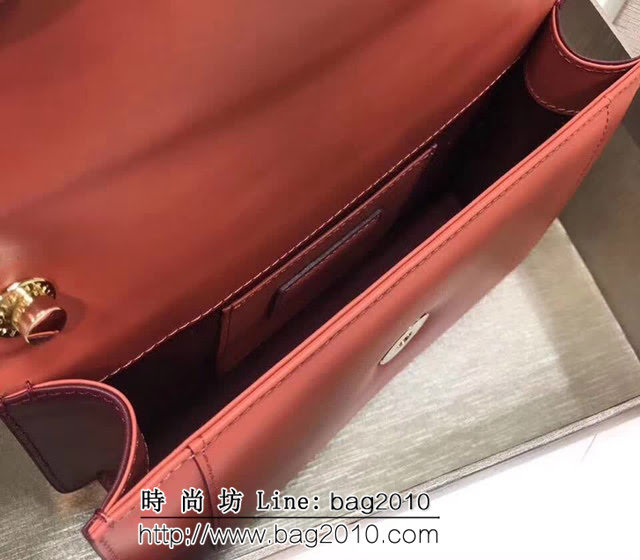 BVLGARI寶格麗 專櫃新款 蛇頭扣環 單層蛇頭包 鏈條單肩斜挎包 B39174 FYD1320